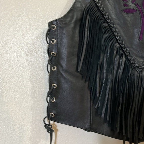 Interstate Leather women’s motorcycle vest with purple roses. Size Medium NWT - Picture 10 of 10